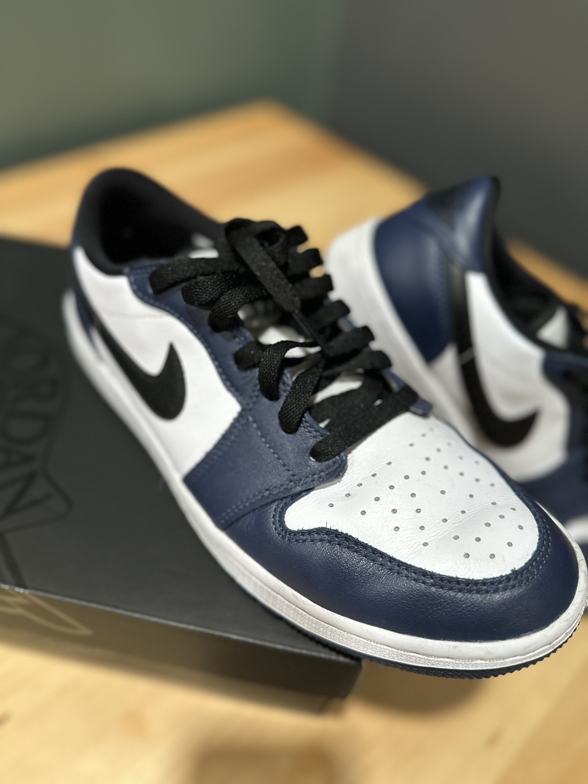 Nike Golf Shoes image indicator(3)