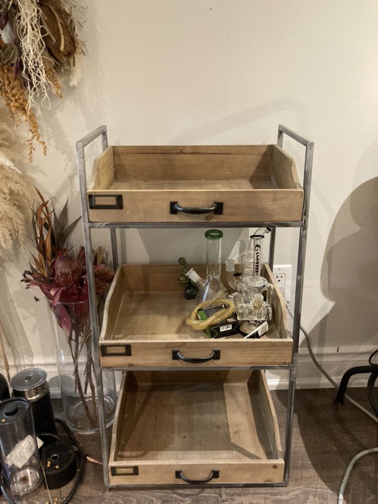 Wooden shelves thumbnail