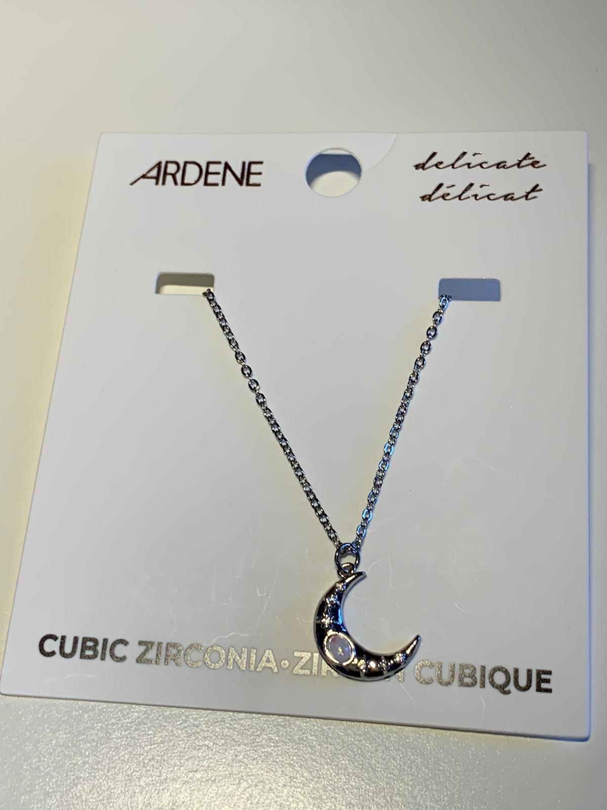 Moon crescent necklace image indicator(3)