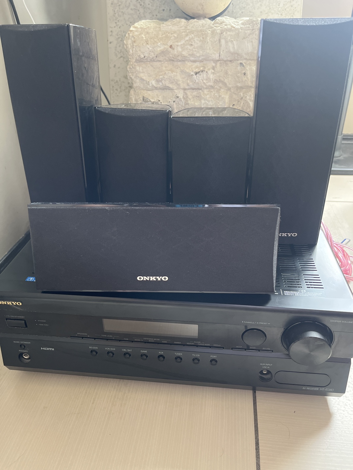 Onkyo AV Receiver HT-R380 with 5 Speakers thumbnail
