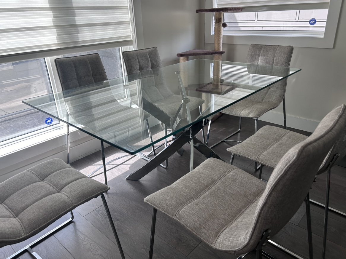 Glass dining table & 6 chairs