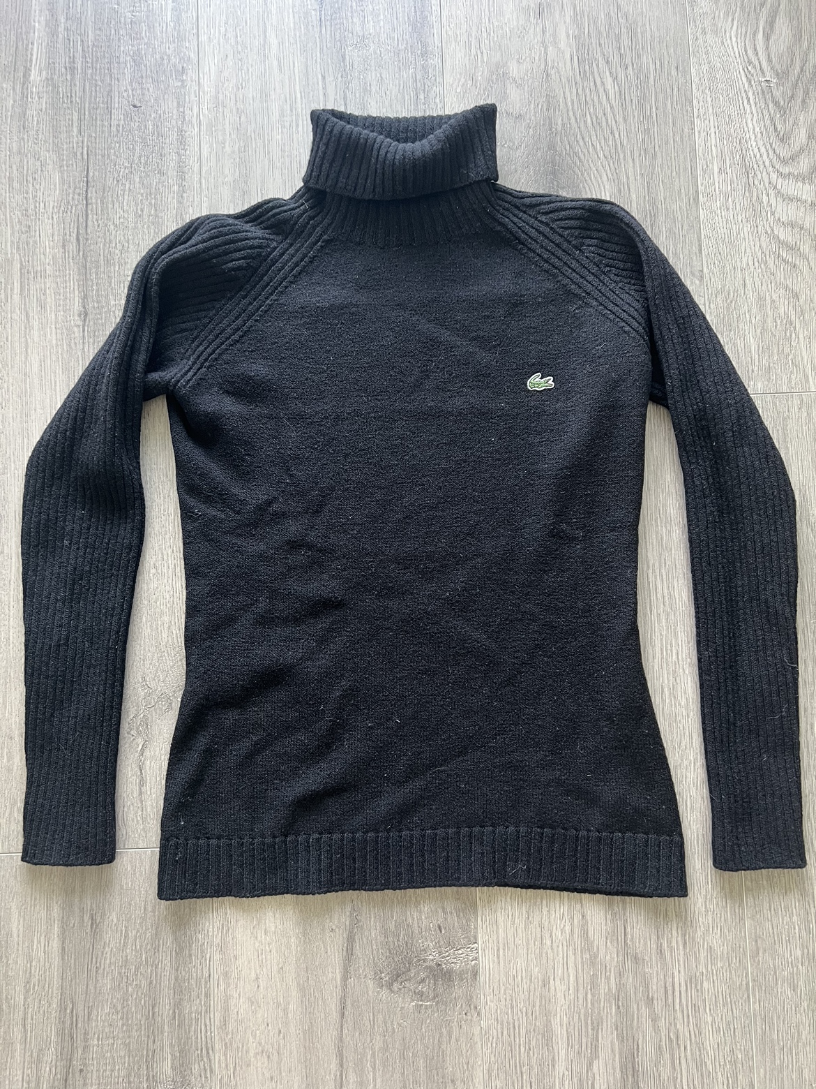 Lacoste Turtleneck Wool Sweater XS/ S