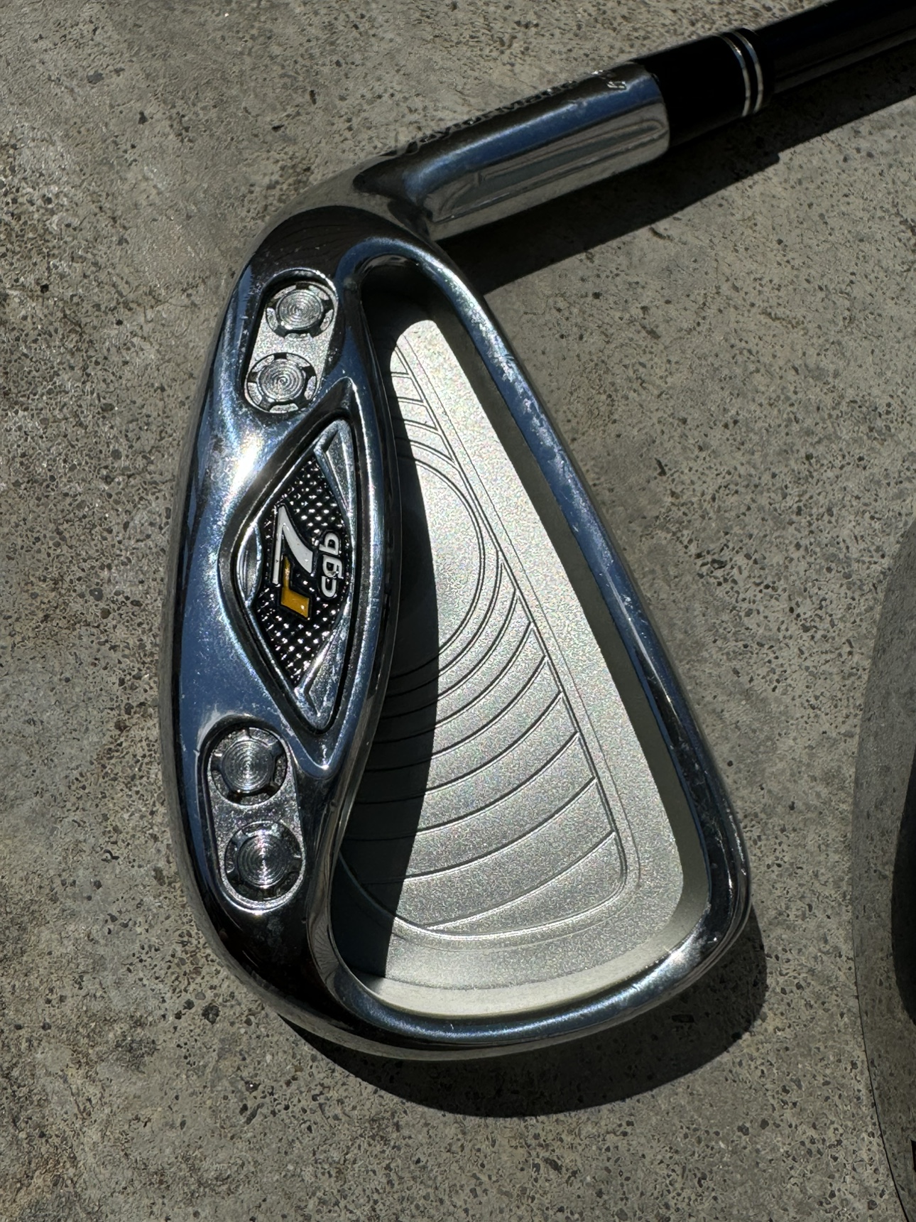 TaylorMade R7 Max Iron Set 4-PW - Like New! - photo 2