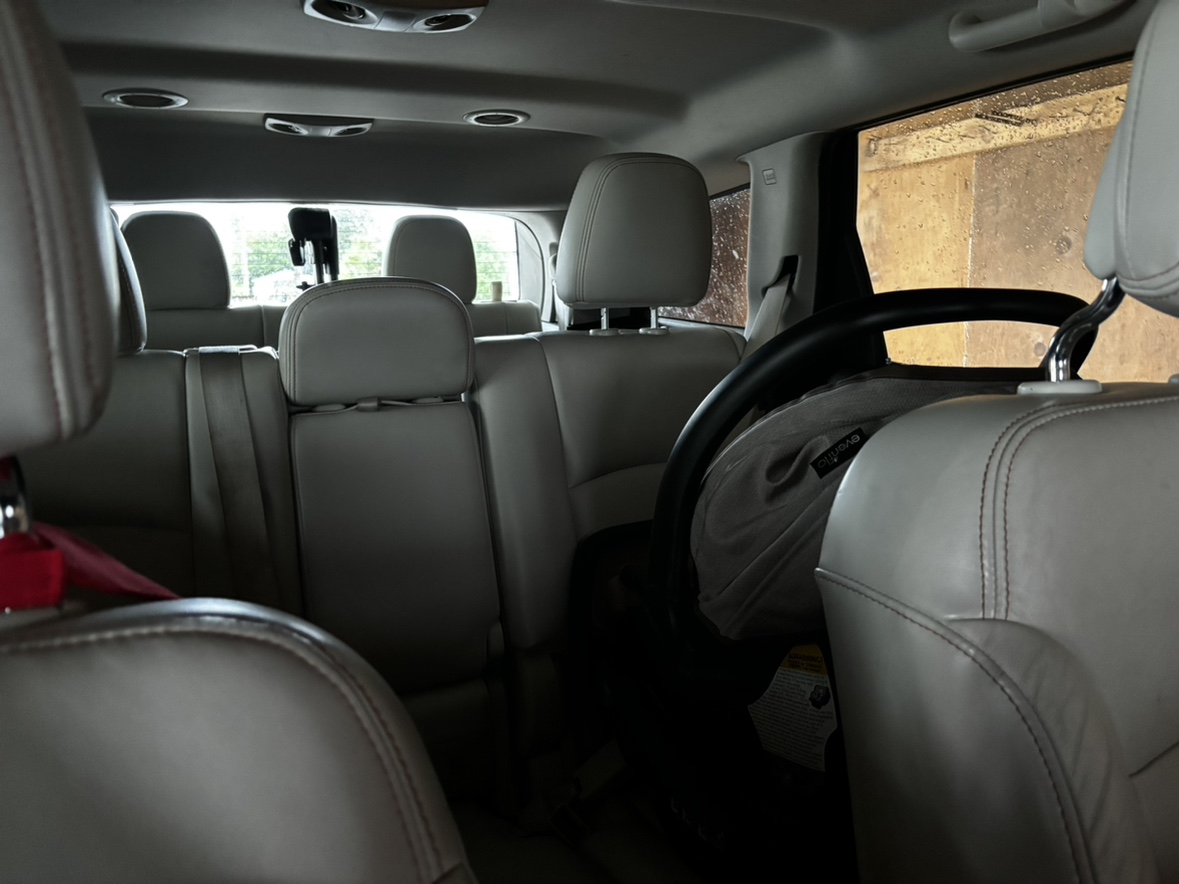 Dodge Journey 2012 Seven Seater - photo 5