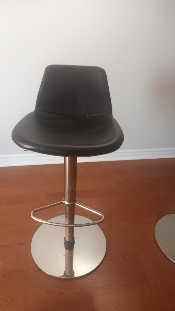Bar Style Table - photo 3