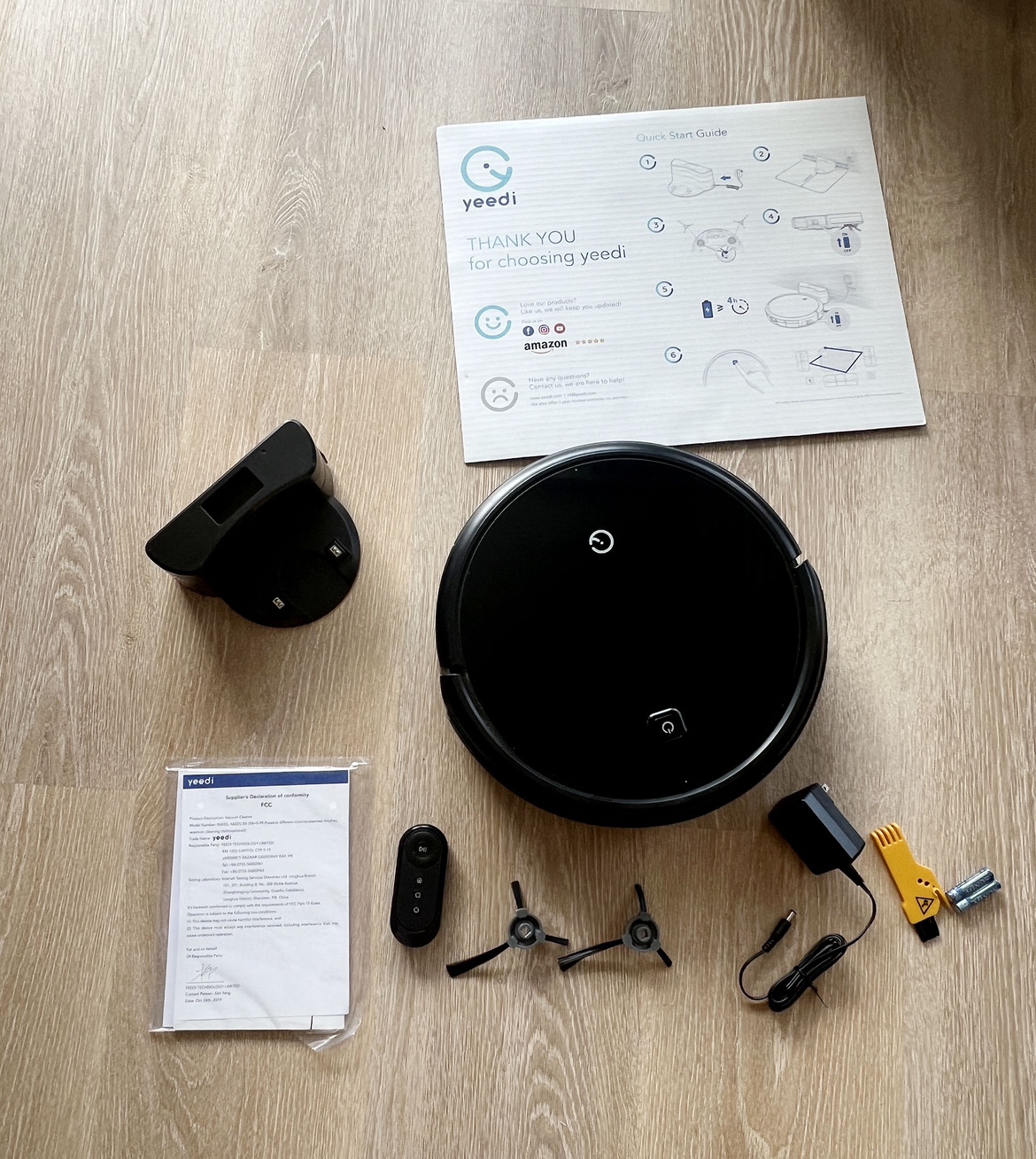 Robot vacuum (brand new - never used)