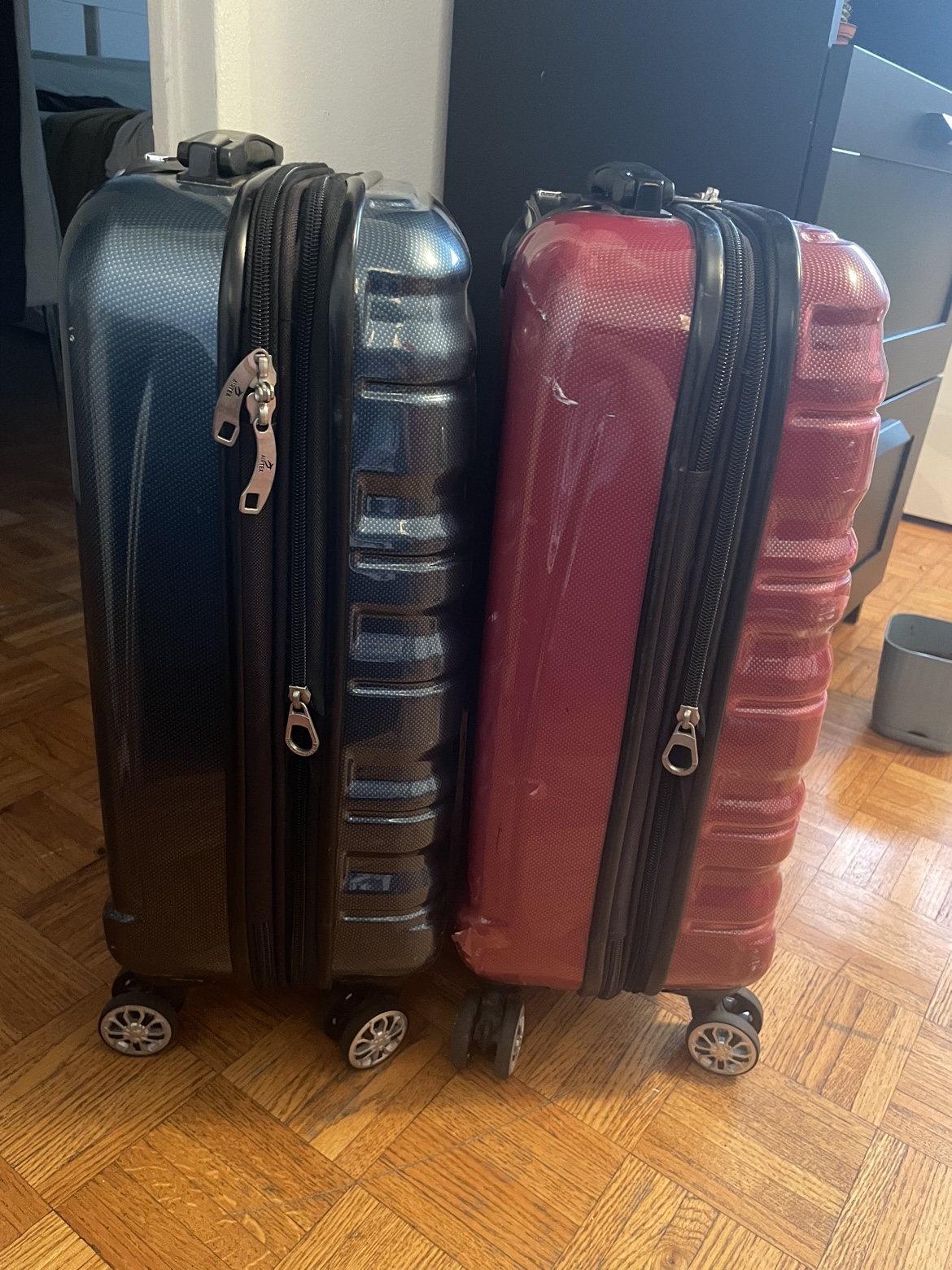 2 SUITCASES - photo 3