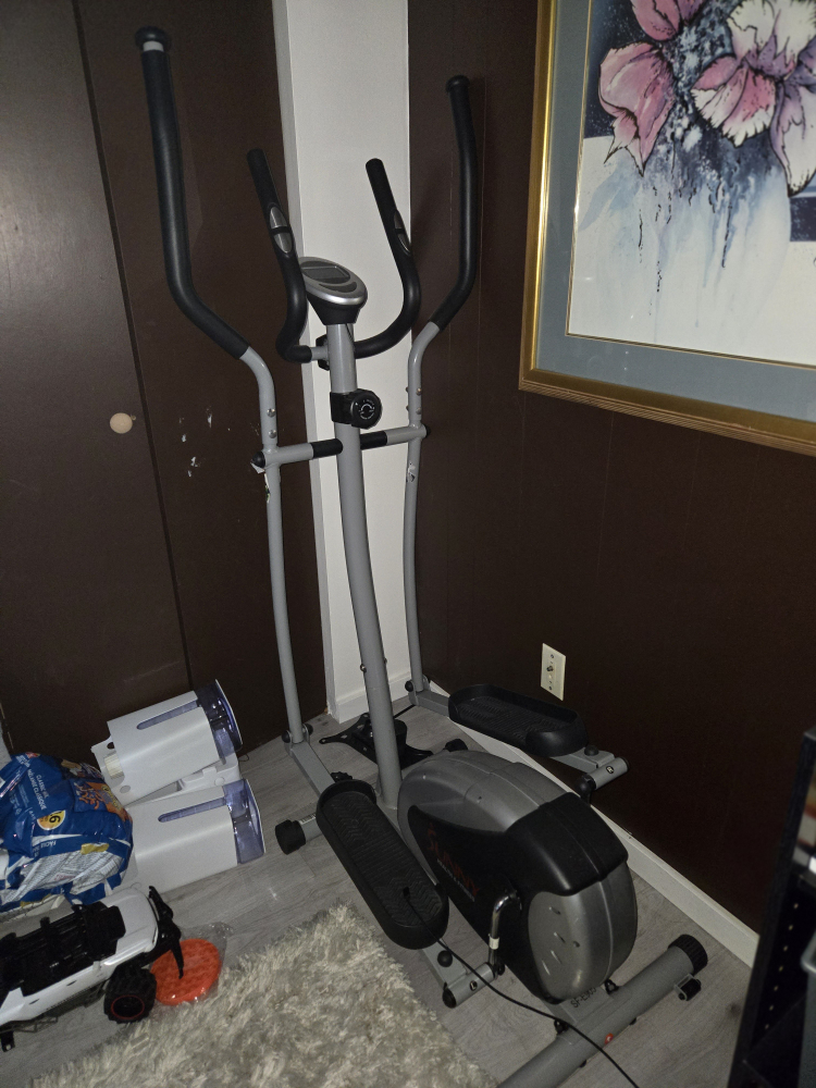 Great condition eliptical - photo 3