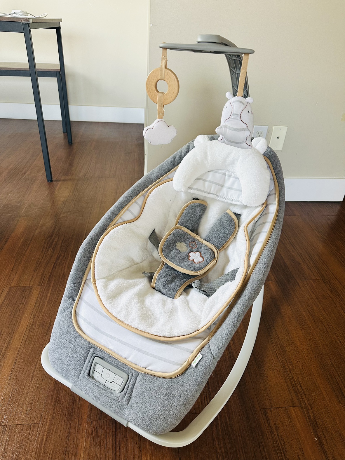 Baby/toddler rocking seat