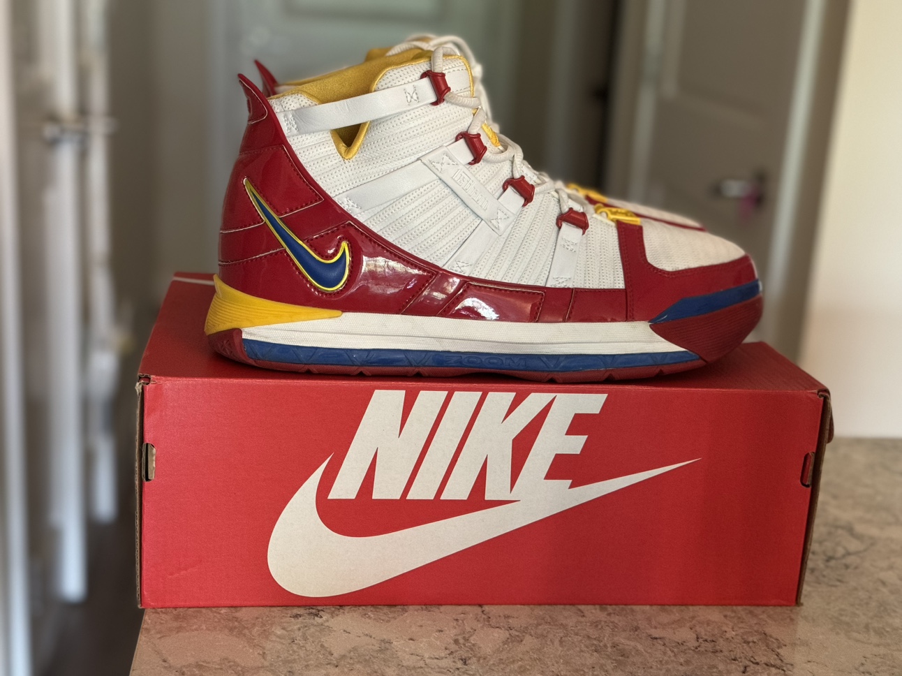 Nike Air Lebron James 3’s “Superman” - photo 5