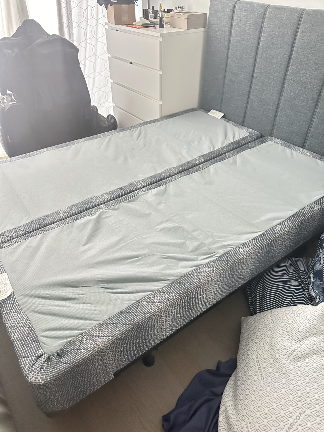 Queen size split box spring set 9”