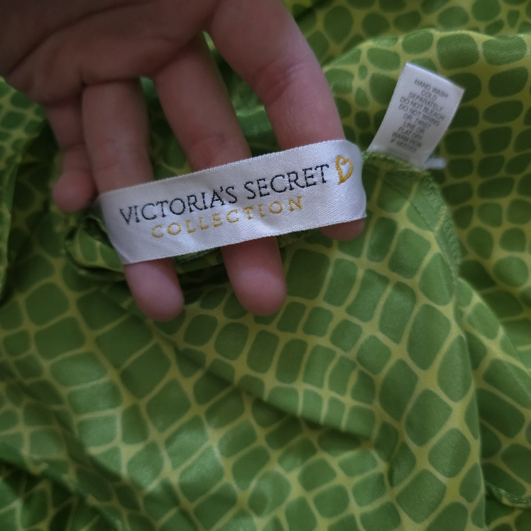 Green Victoria Secret Pajama Set | NEVER WORN - photo 2
