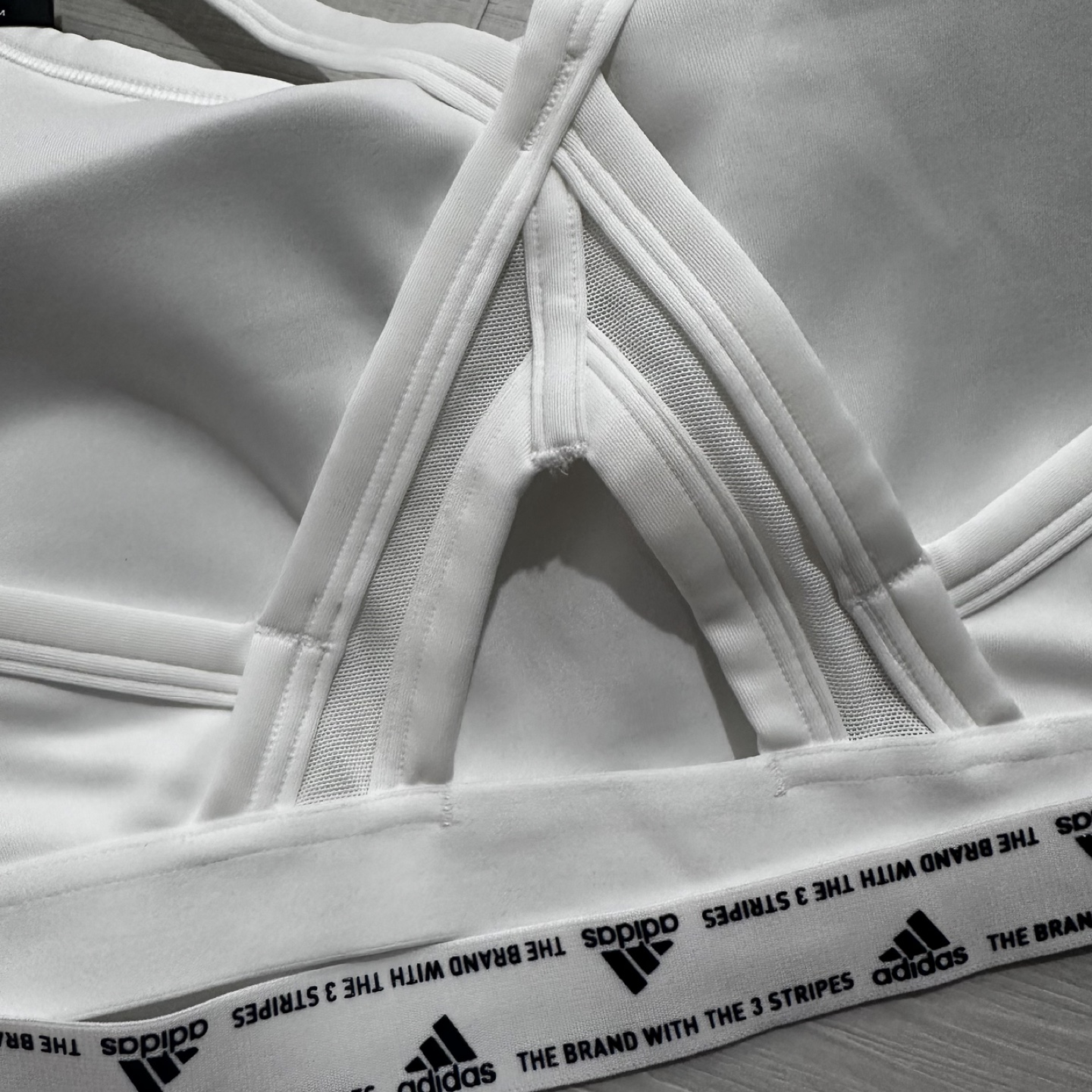 NWT Adidas Aeroreact Training Light Support Bra in White image indicator(6)