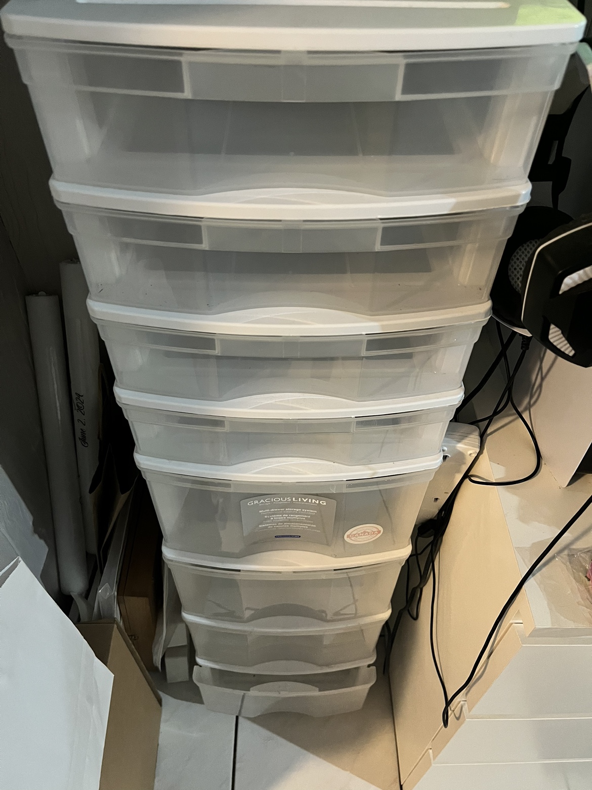 8 multi-drawer storage organizer