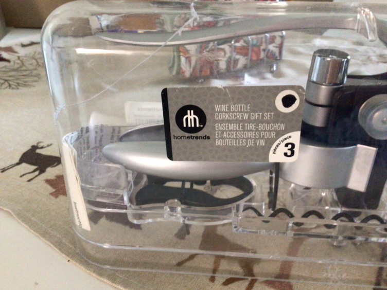 Wine bottle corkscrew set