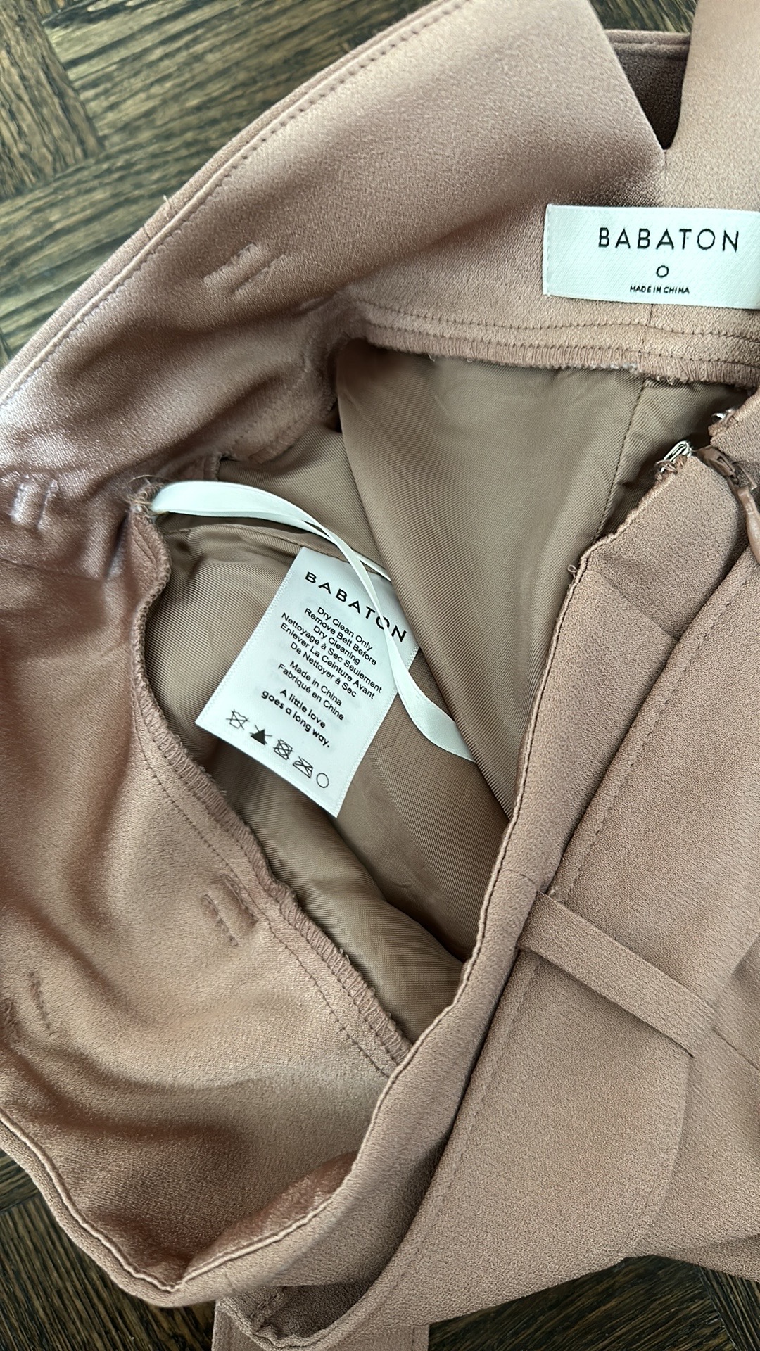 Aritzia | Shorts image indicator(4)