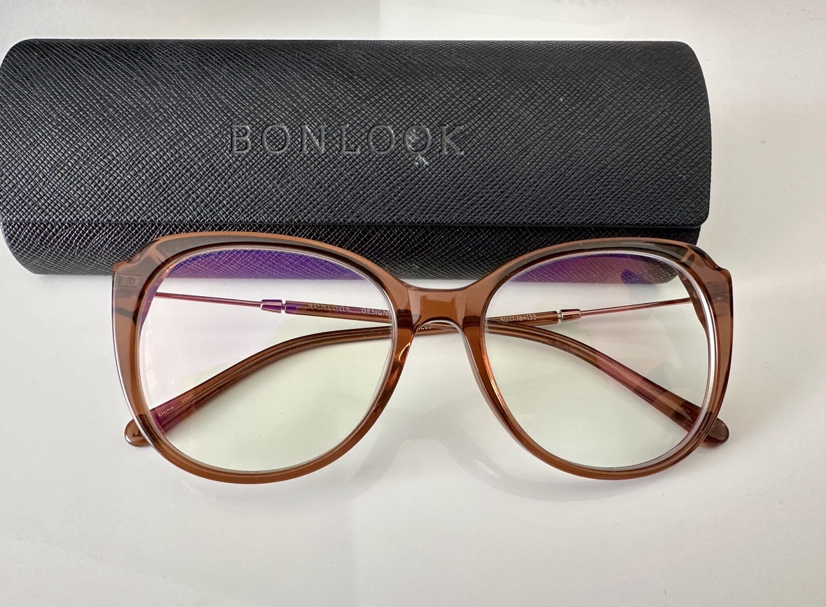 Bonlook eyeglass