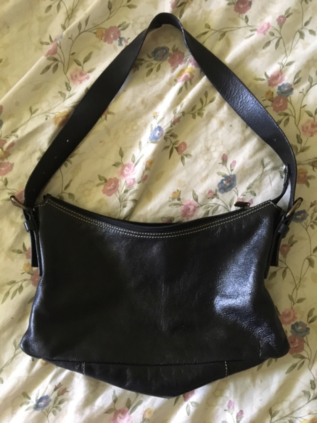 Vintage Danier shoulder purse image indicator(2)
