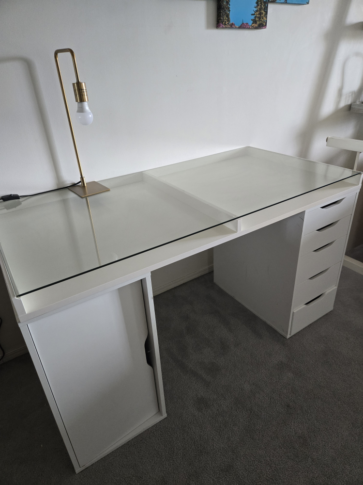 Ikea white desk - photo 2