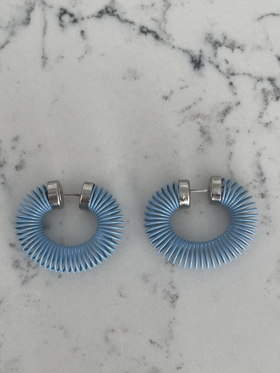 Stretchy wired hoops - photo 5