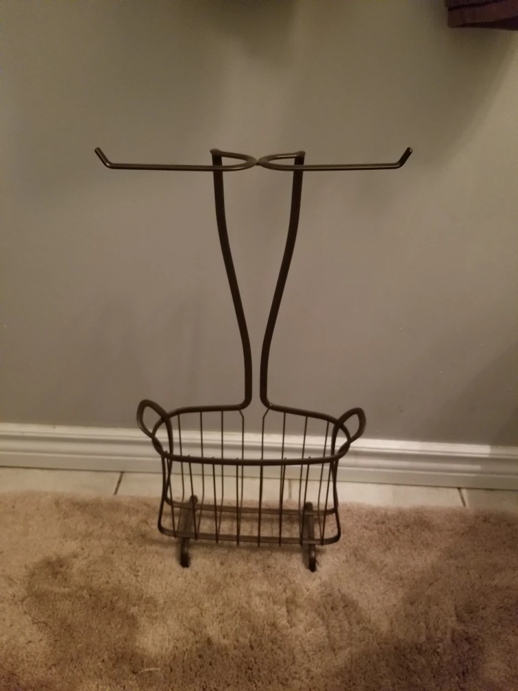 double toilet paoer holder m, with book basket or extra rolls. - photo 2