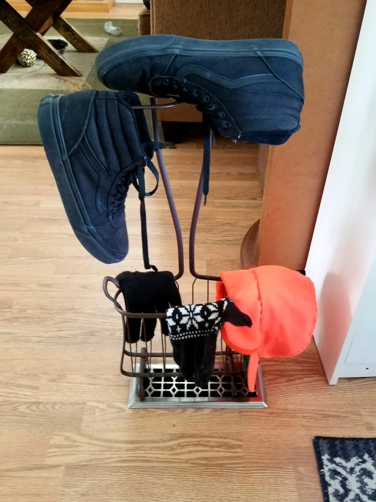double toilet paoer holder m, with book basket or extra rolls. - photo 4