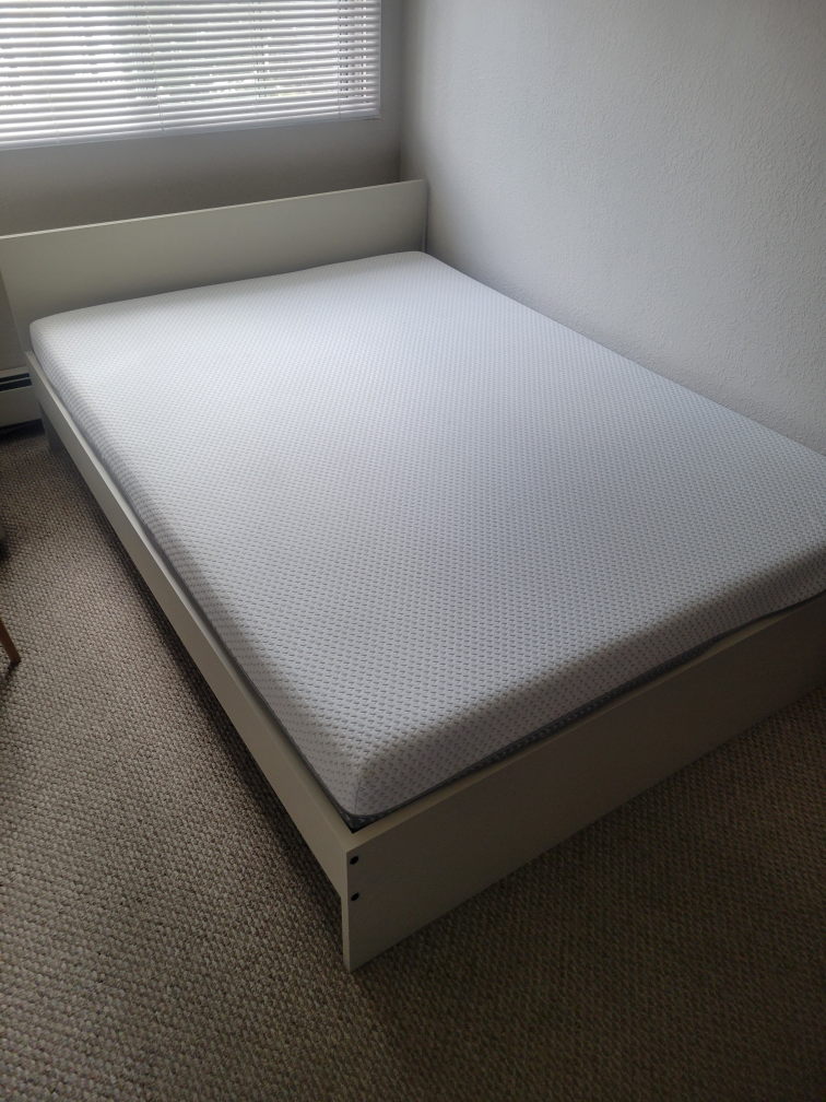 Ikea double bedframe + mattress - photo 2