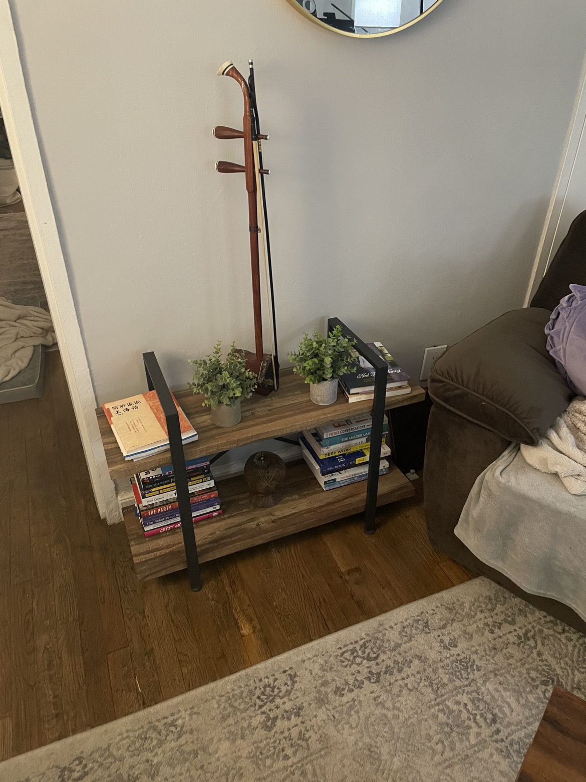 Wood side table - photo 2