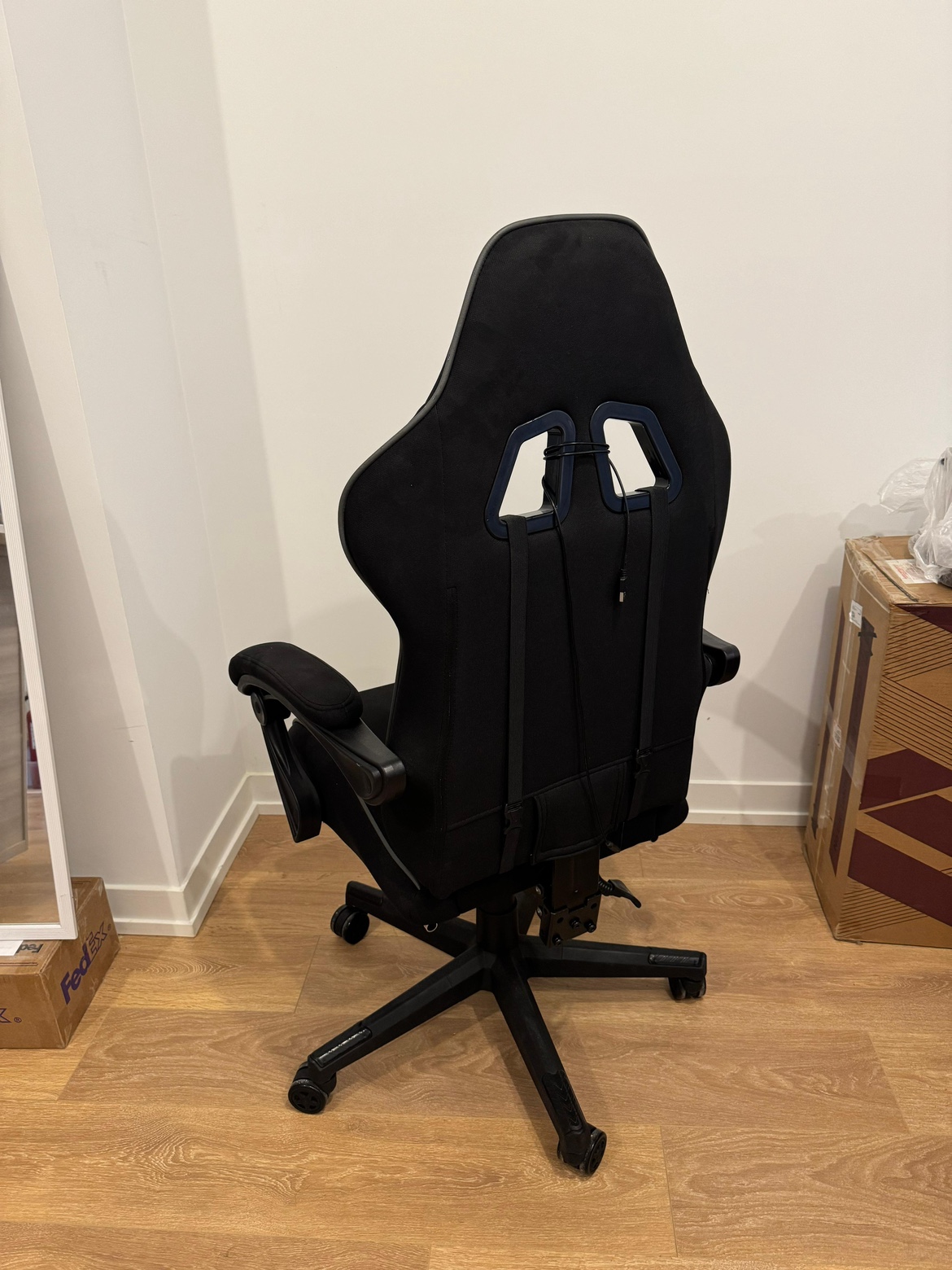 Dowinx Gaming Chair - photo 3