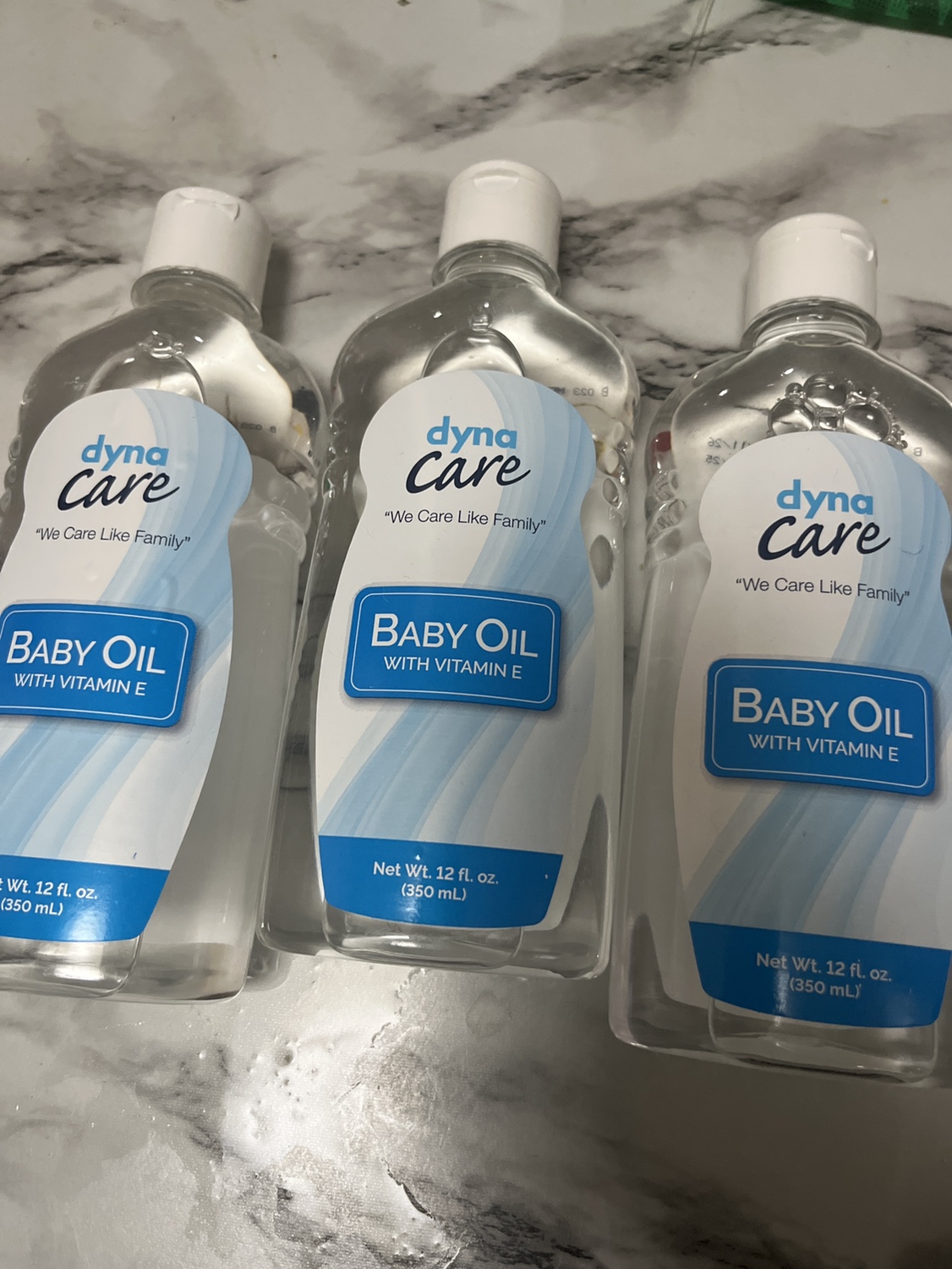 Baby formula & bottle & baby oil - photo 2