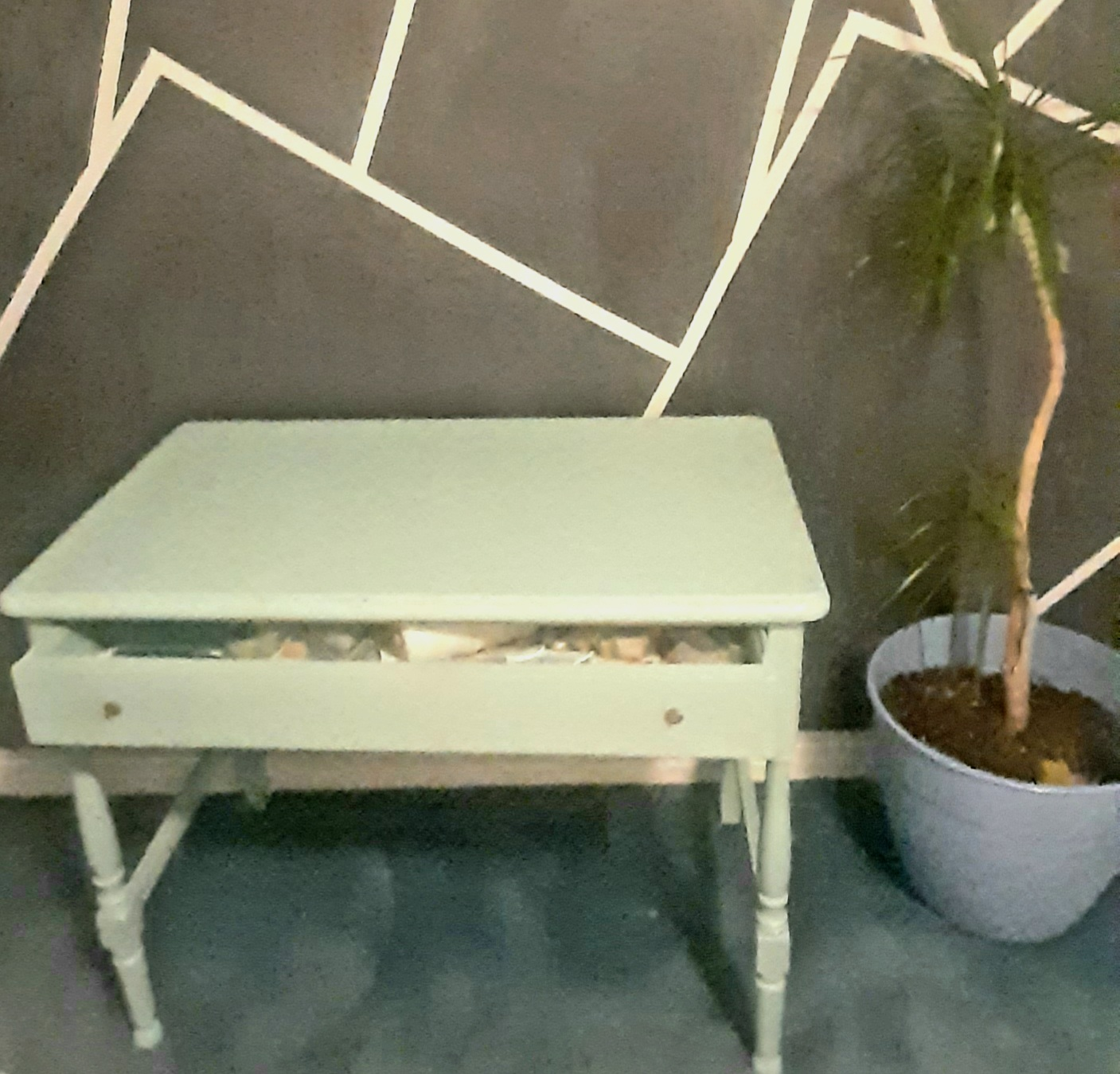 Table with chair,mirror - photo 2