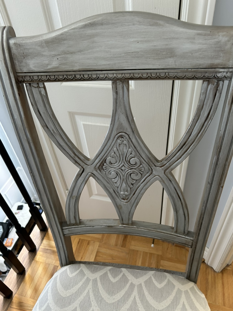4 Chairs - used but still in good condition - photo 4