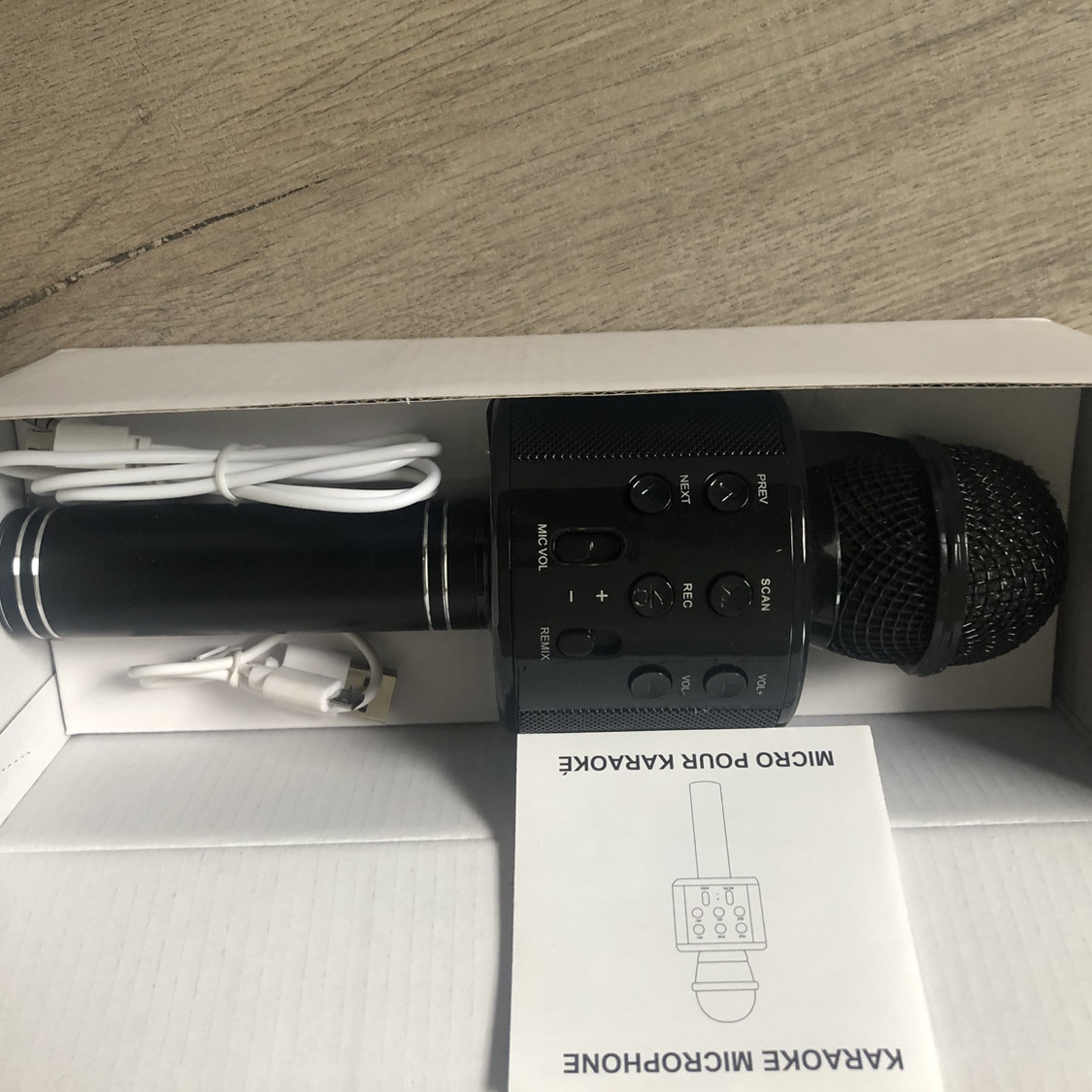 **Wireless Bluetooth Karaoke Microphone** - photo 2