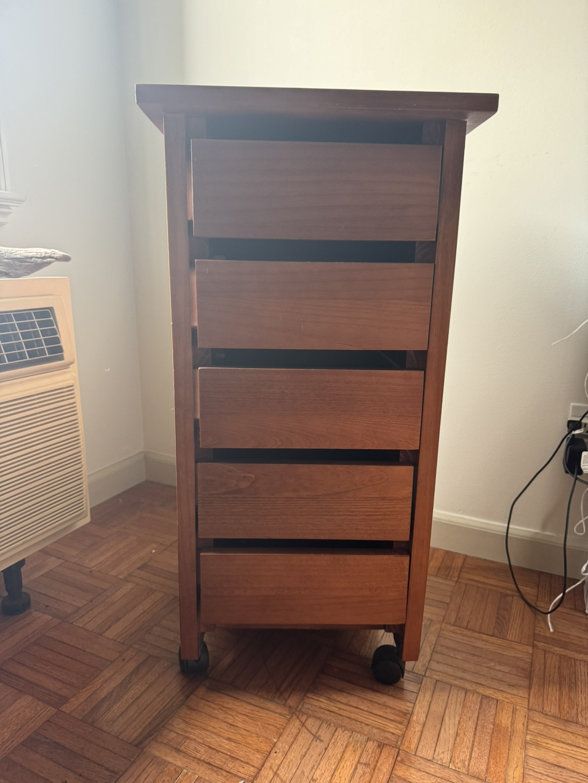 File cabinet, chest of drawers, on wheels - photo 3