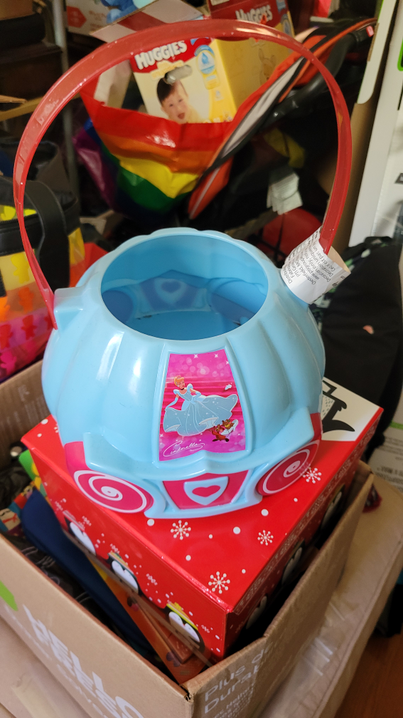 Cinderella candy bucket