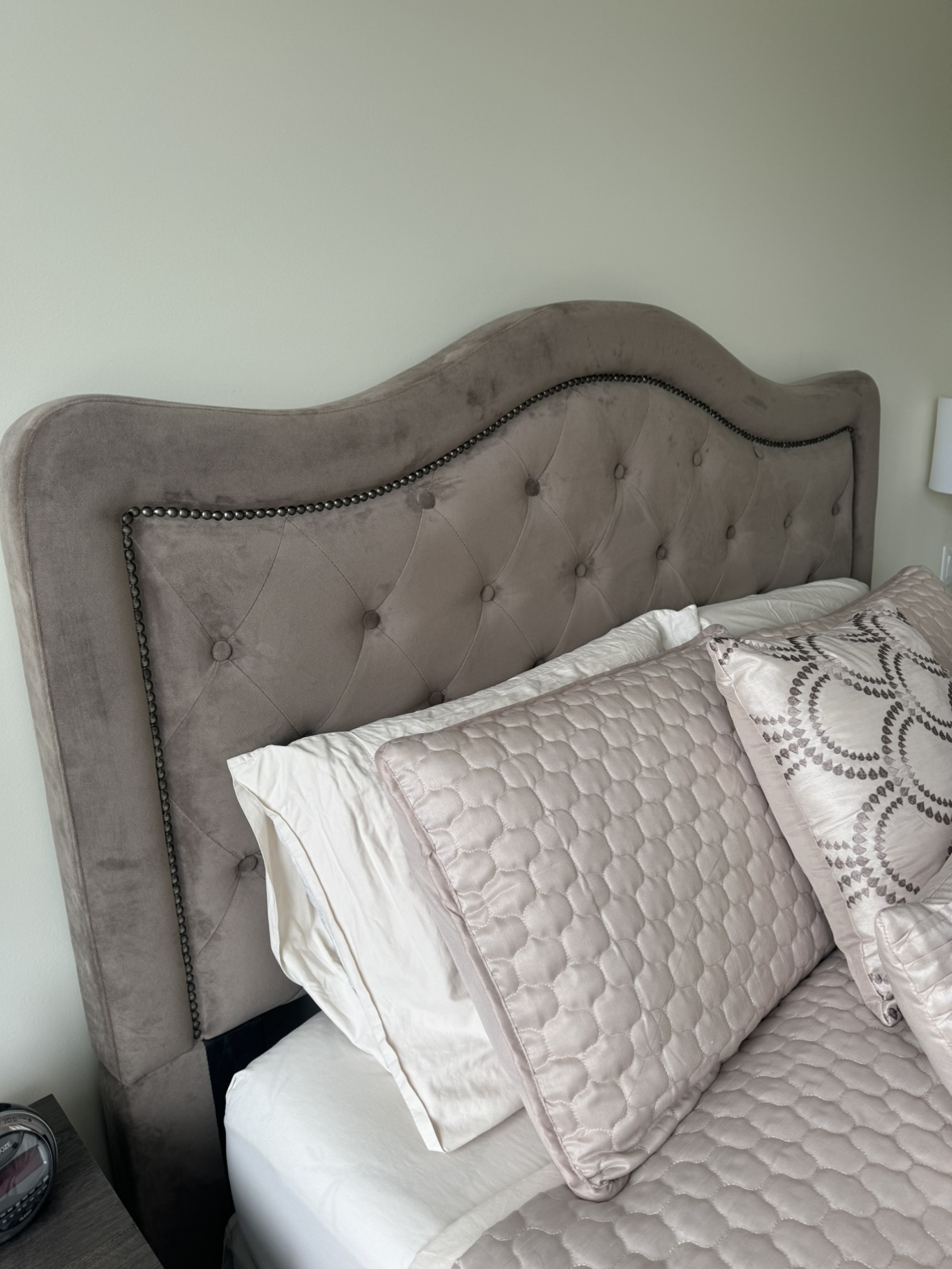 Queen Size Bed Frame - photo 3