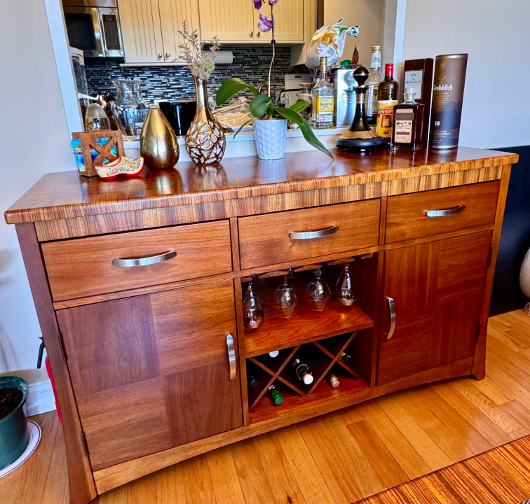 dinner table buffet