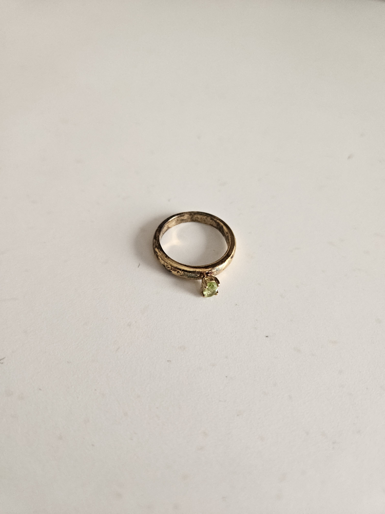 Ring with green stone