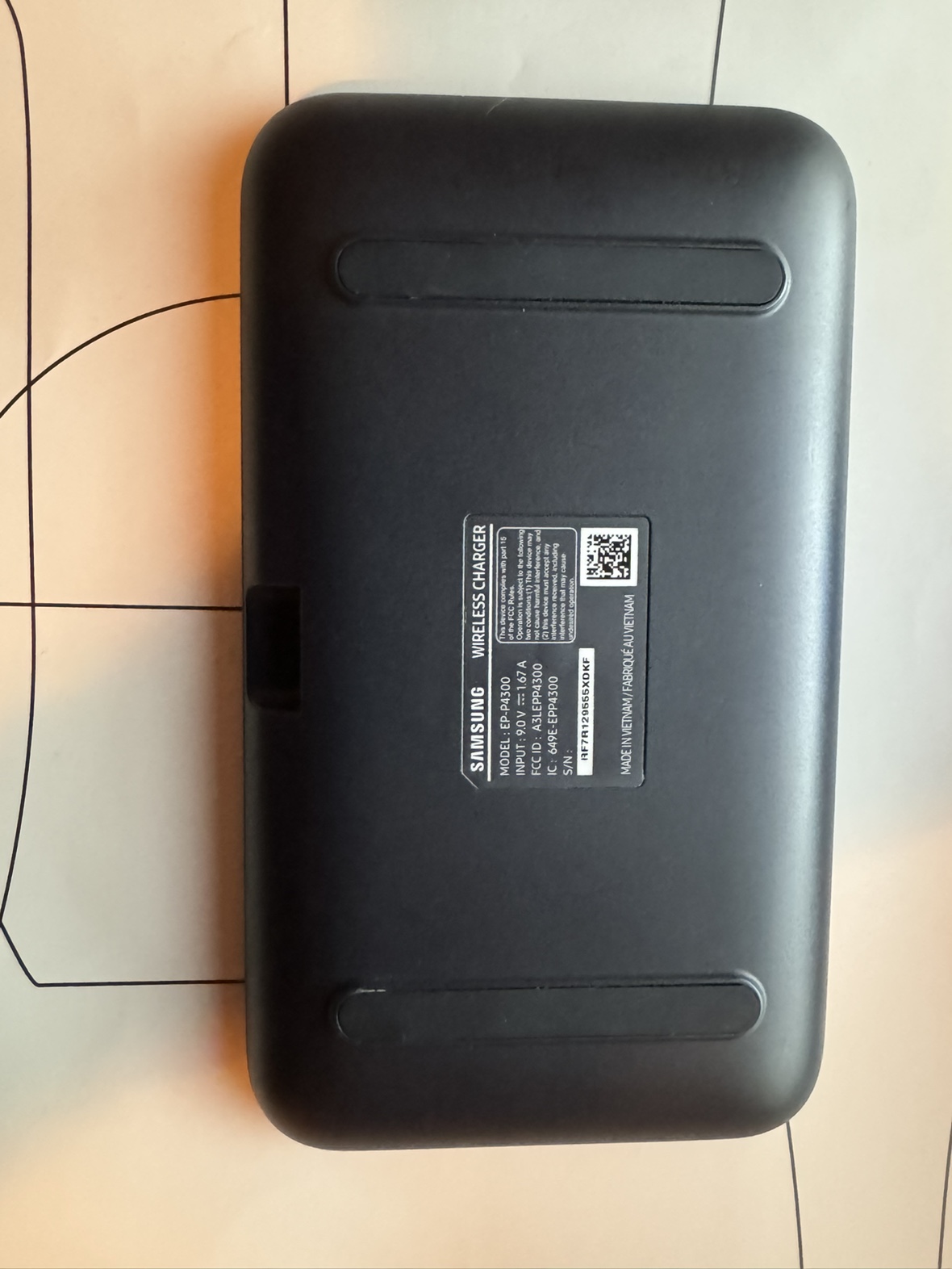 Samsung watch 4 classic and samsung wireless charger image indicator(5)