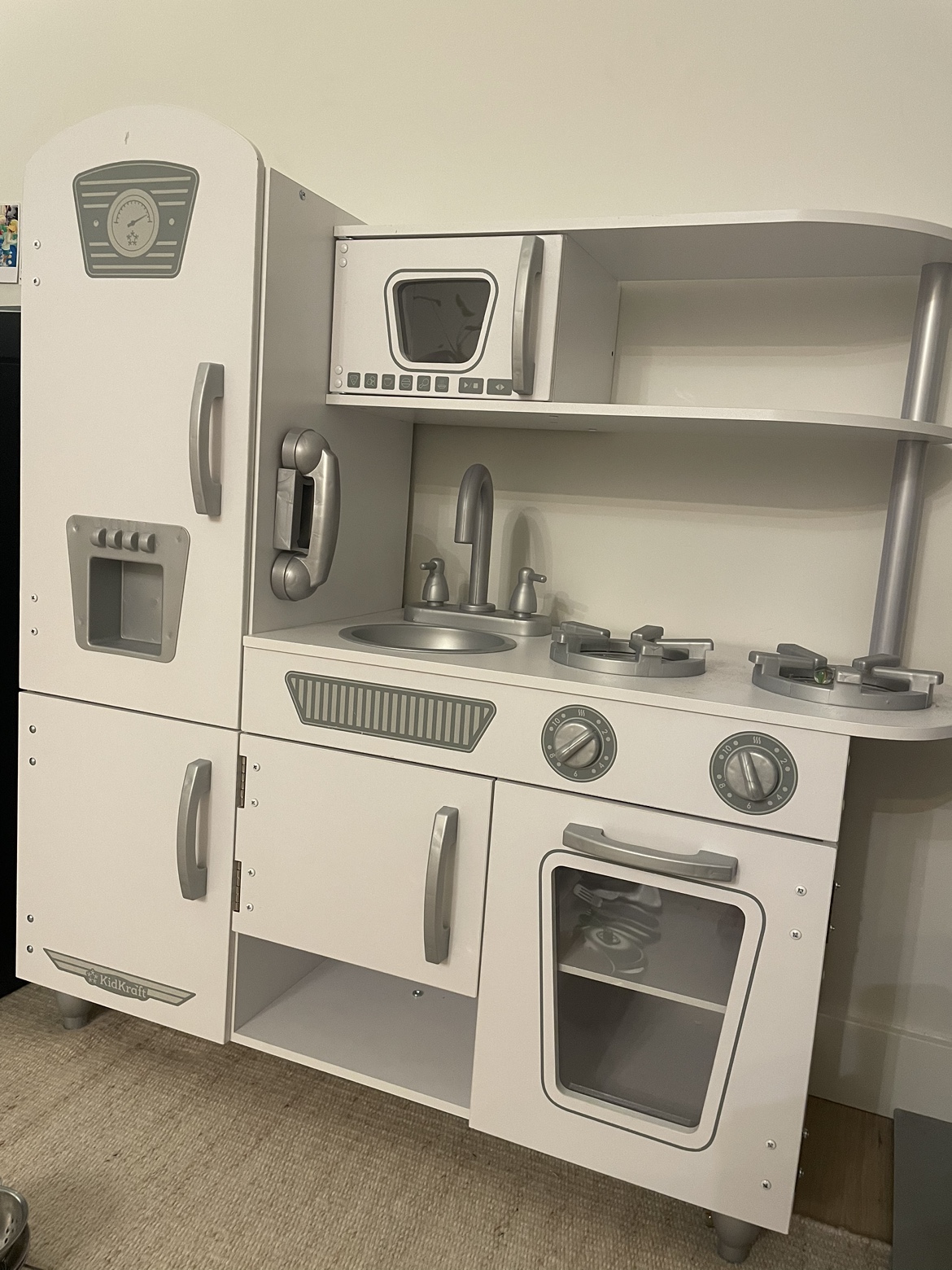 Kidkraft wooden kitchen + kitchen toys