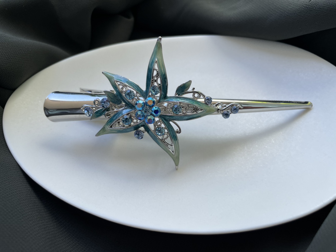 Swarovski Crystal Hair Clip thumbnail