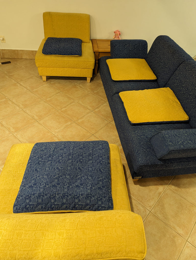 5 seated sofa - photo 2