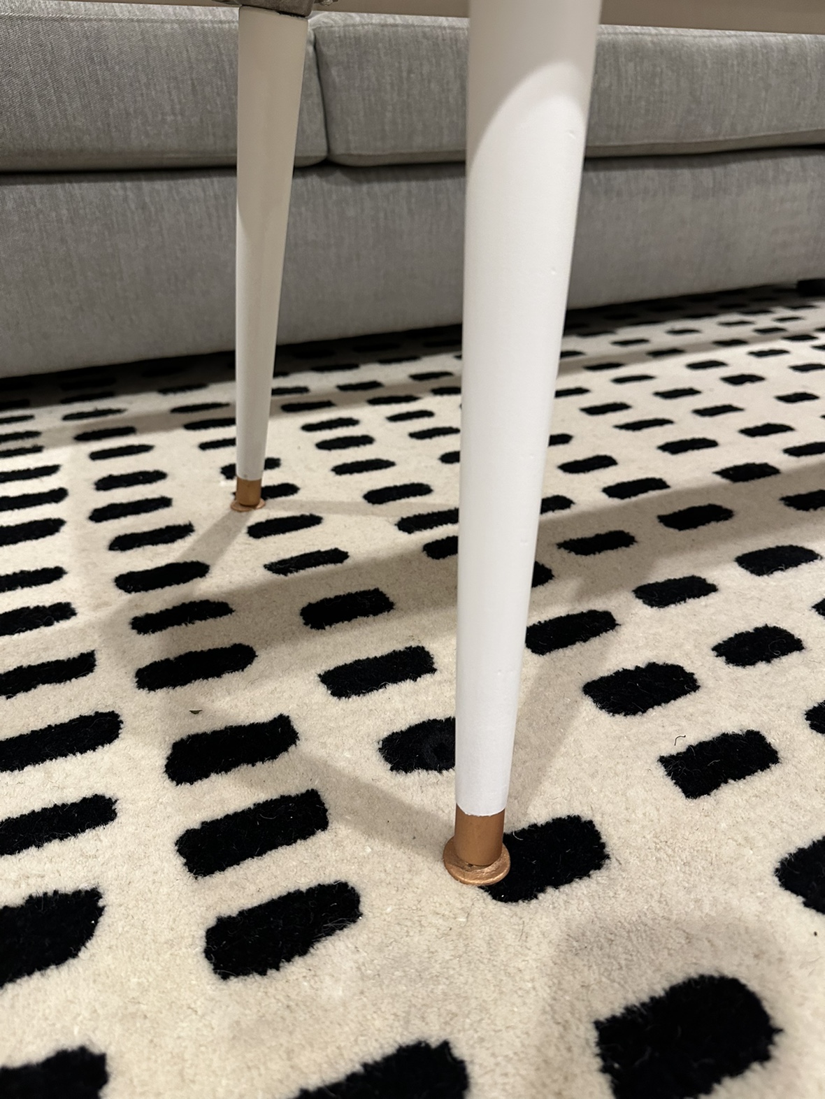 Mid-Century Modern White Coffee Table - photo 4