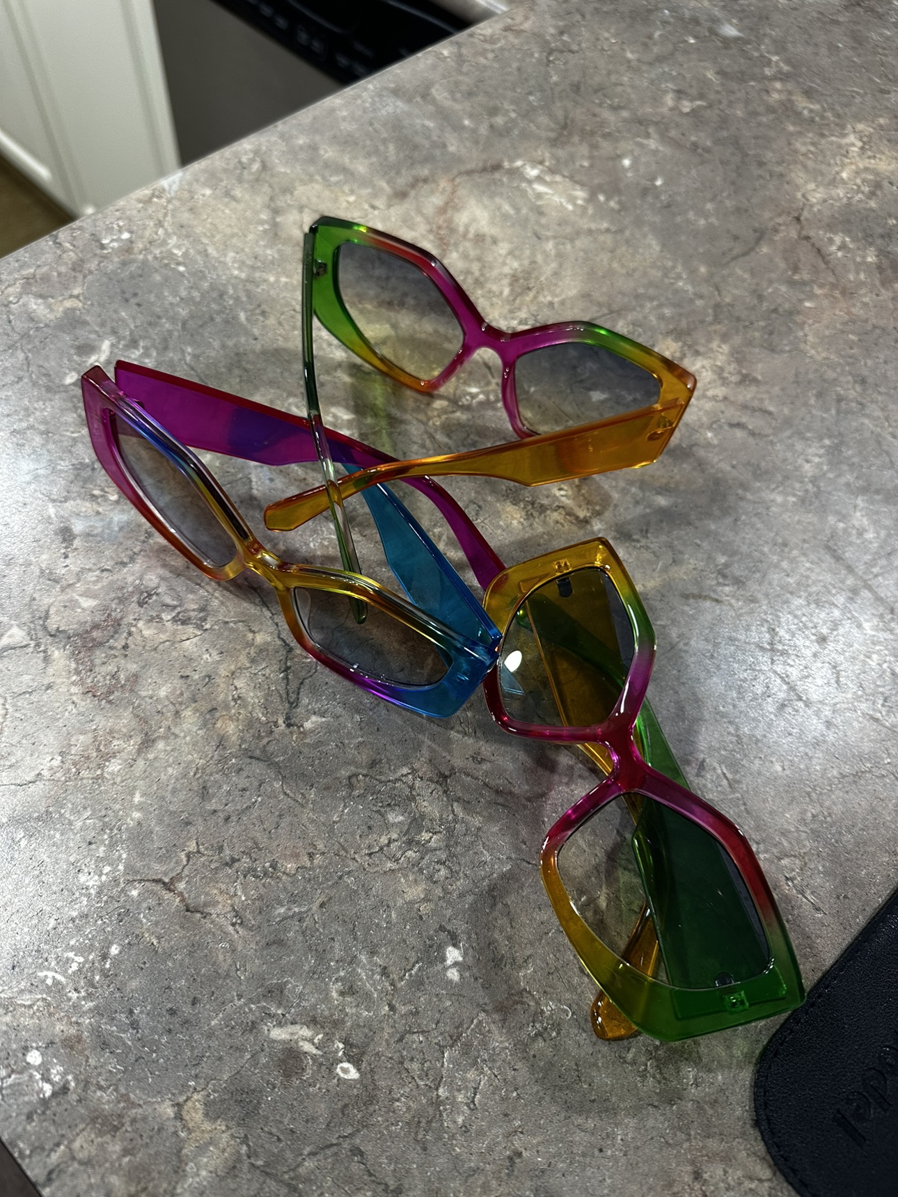 Sunglasses for summer - photo 4