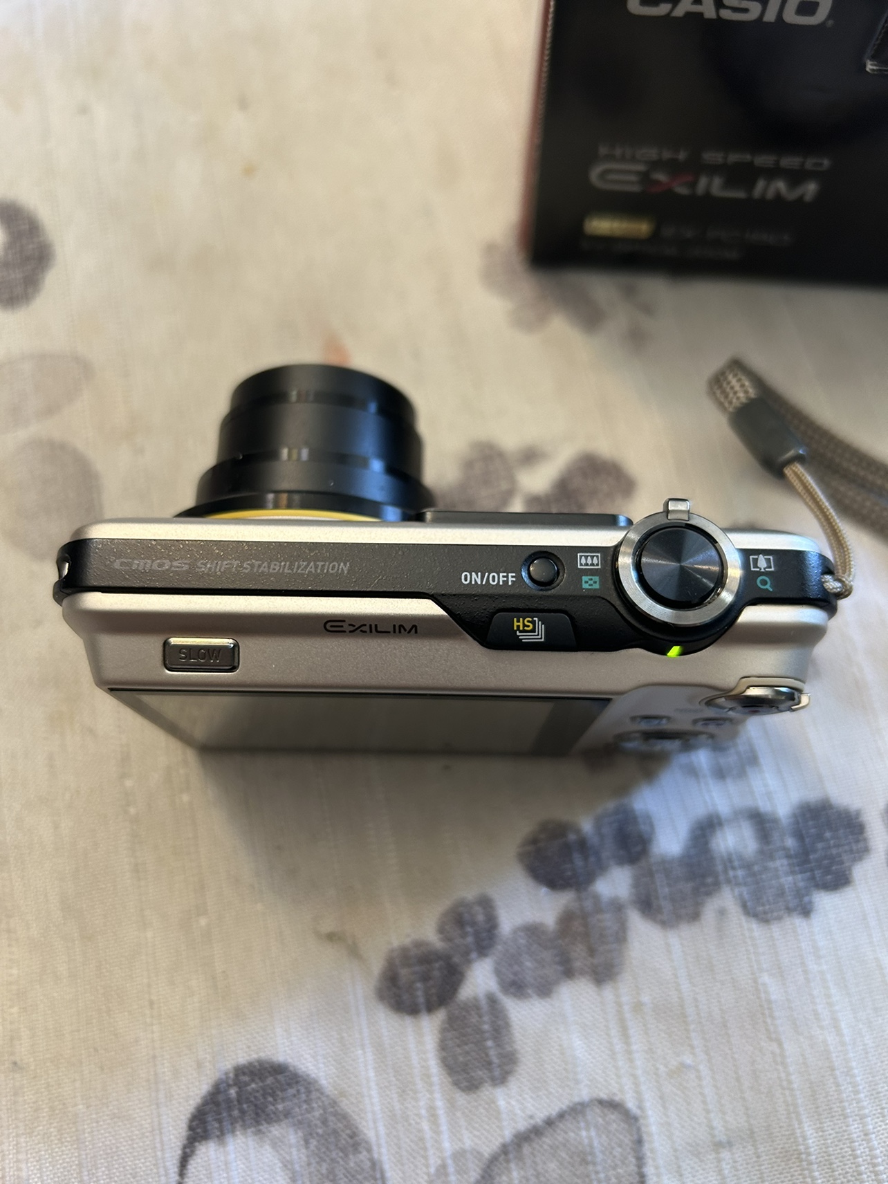 Casio Exilim Ex-fc150 High Speed Slim Camera Gold with 10.1 MP image indicator(7)