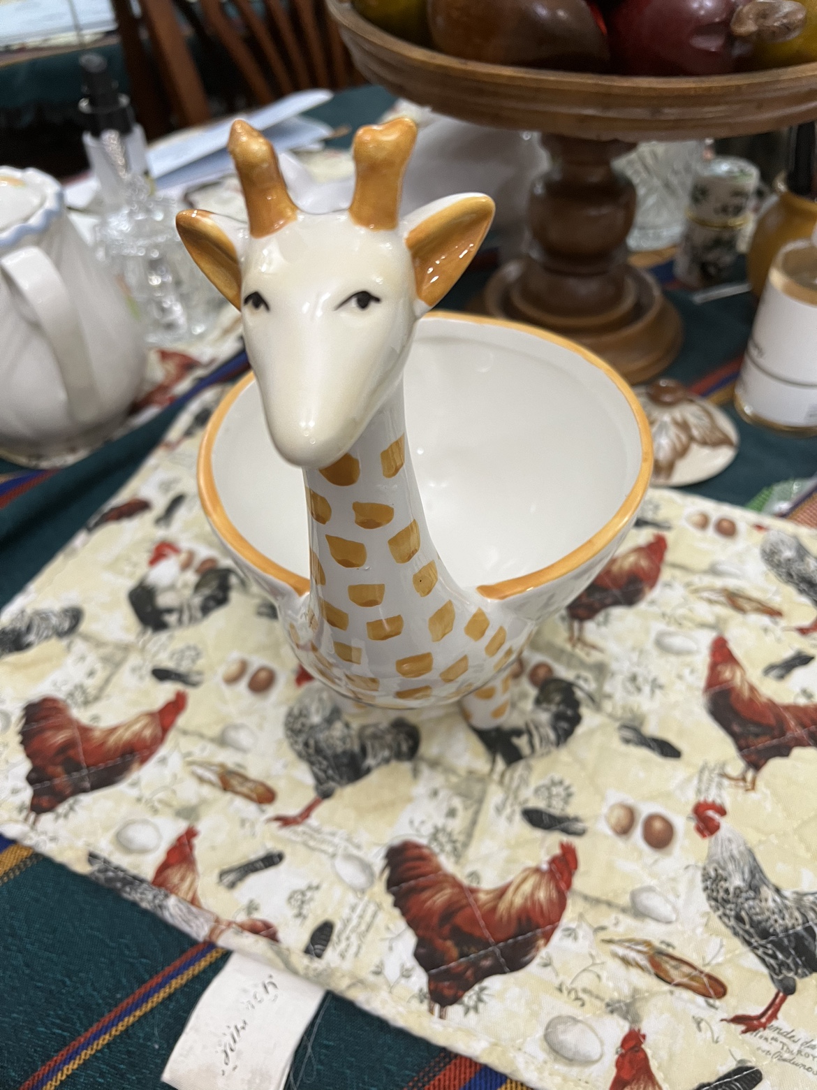 Jirafe statue bowl   $12 image indicator(7)