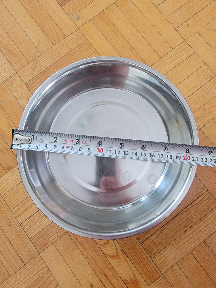 Stainless Steel Bowl, 8 1/2 in #Freecycle image indicator(2)