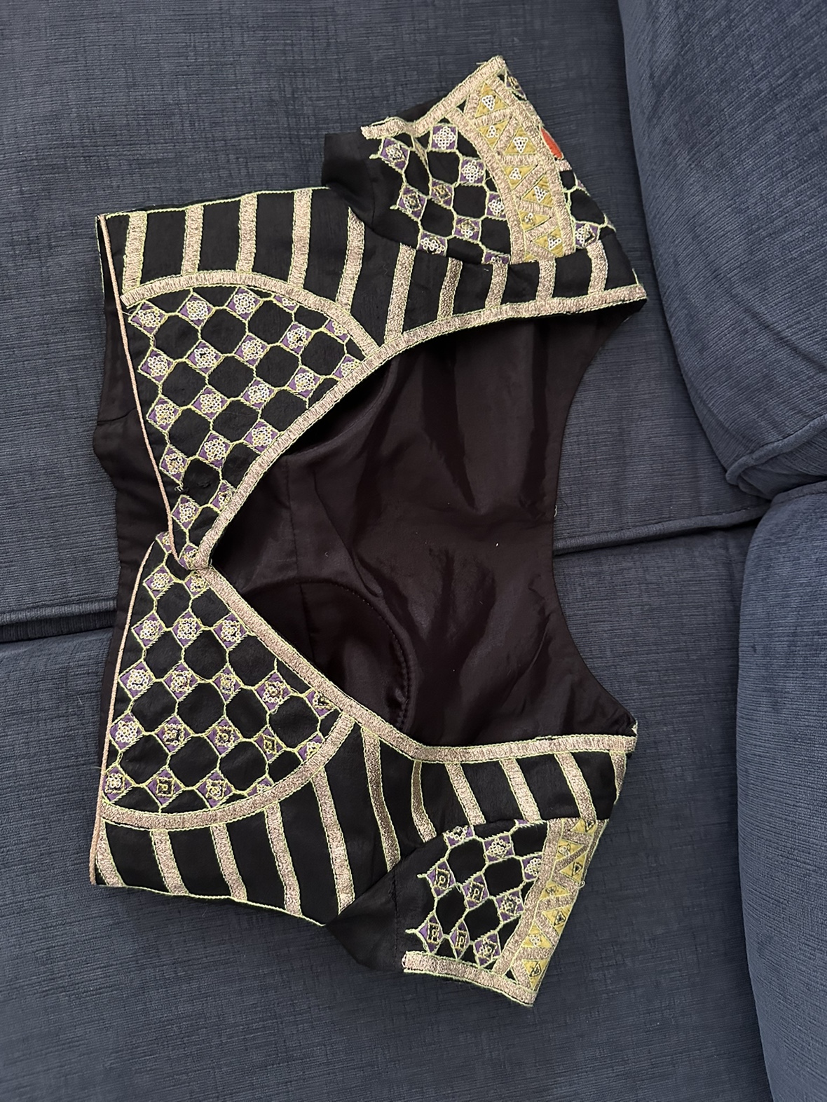 Lehenga Top #freecycle image indicator(2)