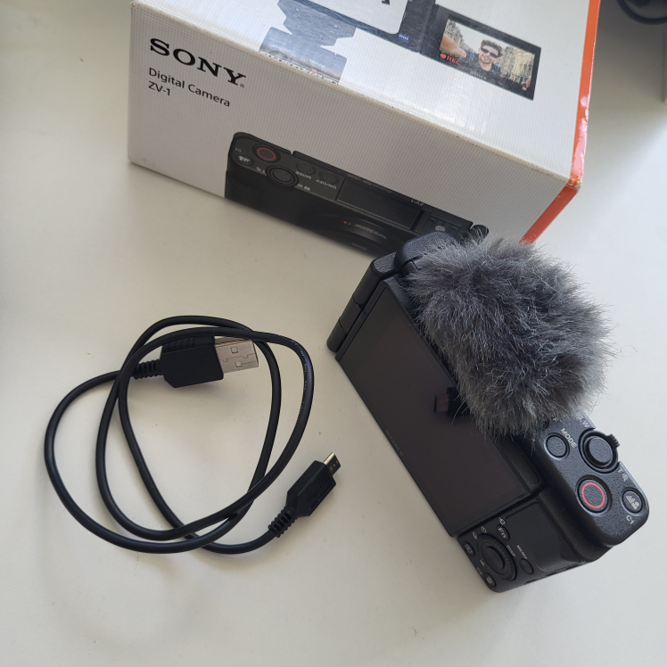 Sony Cyber-shot ZV-1 Digital Camera - Black - photo 3