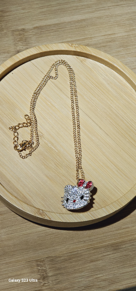 hello kitty stuffs thumbnail